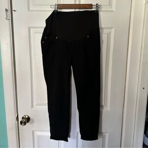 Maternity Women’s Black Capris Size Medium